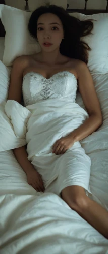 woman on bed,girl in bed,chambermaid,kurylenko,pregnant woman,bedsheets,bed,woman laying down,girl in white dress,bedspread,bed sheet,angelina jolie,oreiro,sonatine,dead bride,bedspreads,duvet,bedsheet,white dress,sheets