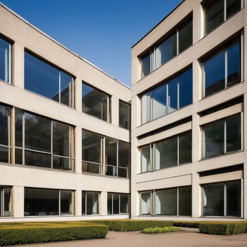 bankverein,architekten,saclay,bureaux,epfl,plattenbau,fachhochschule,architektur,immobilier,fenestration,immobilien,dessau,bocconi,office building,architectes,rodenstock,headquarter,glass facade,appartment building,fachhochschulen,Photography,General,Realistic