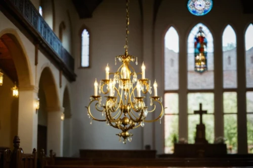 chandeliers,chandelier,candelabras,chandeliered,candelabra,ouderkerk,thurible,kyrka,candelight,candelabrum,verkerk,oedekerk,kerk,niekerk,storkyrkan,pieterskerk,baldacchino,hanging light,ecclesiatical,islamic lamps