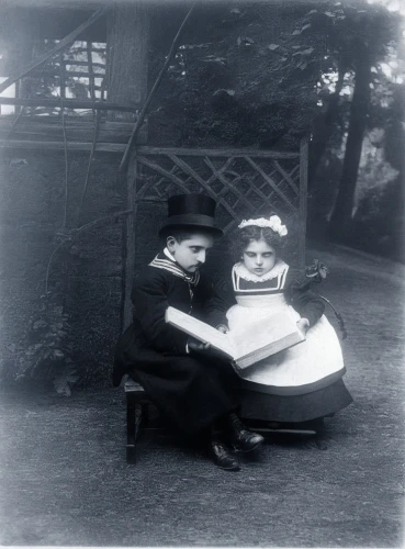 motormen,jandek,dodgem,side car race,sidecars,atget,sidecar,motorised,motor scooter,pinhole,vintage children,autopia,children's ride,steam car,edwardians,tintype,vintage buggy,cyclecar,pictorialism,microcars,Photography,Black and white photography,Black and White Photography 15