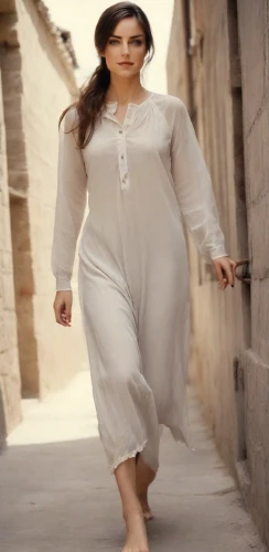 shalwar,ahlam,woman walking,sharara,anousheh,anfisa,farhadi,jerusalemite,hansika,mathlouthi,kareena,girl in a historic way,tahiliani,majida,marzieh,rouba,naina,sheherazade,shohreh,jordanian,Photography,Analog