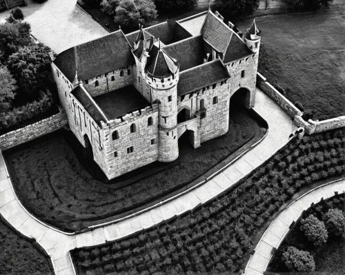 wewelsburg,waldeck castle,castle tremsbüttel,bethlen castle,fairy tale castle sigmaringen,taufers castle,moated castle,bach knights castle,moritzburg castle,templar castle,medieval castle,castle sponeck,marienburg,altena,colditz,moritz castle,pierrefonds,meinrad,castle,drum castle,Illustration,Black and White,Black and White 33