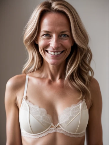 mastectomy,procollagen,titmuss,wonderbra,jogbra,ulrike,brassieres,gilf,hauserman,vorderman,noninvasive,gossard,hannele,mirifica,anneke,romijn,vibeke,chazal,frederike,nonsurgical