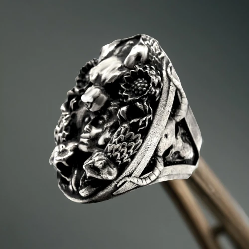 ring with ornament,anello,marcasite,diamond ring,ring jewelry,ringen,silversmithing,nuerburg ring,wedding ring,engagement ring,ring,silversmiths,goldsmithing,finger ring,rhodium,jewelry manufacturing,iron ring,hallmarking,silverwork,mouawad