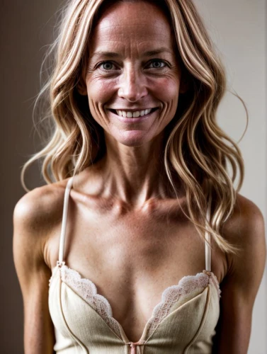 mastectomy,chenoweth,romijn,paltrow,gilf,jogbra,ulrika,helgenberger,titmuss,female model,vrouw,ulrike,borgman,marijke,mastectomies,edelsten,borghild,lissie,rhonda rauzi,wonderbra