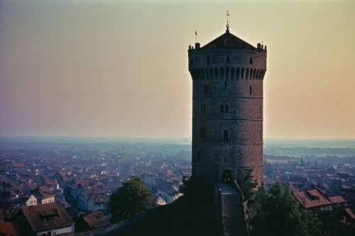 nuremberg,lubitel 2,bologna,obernai,nuremburg,ektachrome,ulm,zizkov,frankau,braunschweig,nuernberg,luneburg,nurnberg,messeturm,frankfurt,brunelleschi,13 august 1961,stadt,reichstadt,burg,Photography,Documentary Photography,Documentary Photography 15