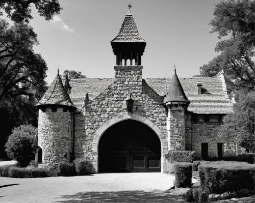 kleinheinz,altadena,haunted castle,hollywood cemetery,stanford,ghost castle,crematorium,carolwood,stanford university,front gate,fairy tale castle,ossuary,mcnay,magnolia cemetery,witch's house,rathauskeller,caramoor,castle vineyard,maymont,shepstone,Illustration,Black and White,Black and White 33