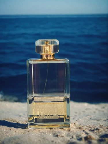 mediterranee,aegean sea,chypre,perfume bottle,message in a bottle,colognes,mediterranean sea,parfum,parfums,mediterraneo,sea water,mediterranean,by the sea,parfumerie,bellocchio,the mediterranean sea,malaparte,aegean,fragrance,mediterranea