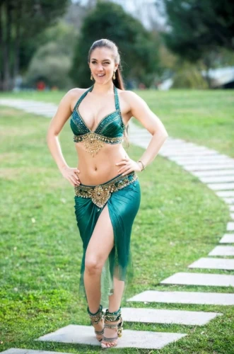 bellydance,nissa,amazona,celtic woman,sarikaya,inara,celtic queen,satyavati,maori,hula,sonja,parvati,jogbra,yavana,lavani,miss circassian,teela,imperatriz,kumudini,ethnic dancer