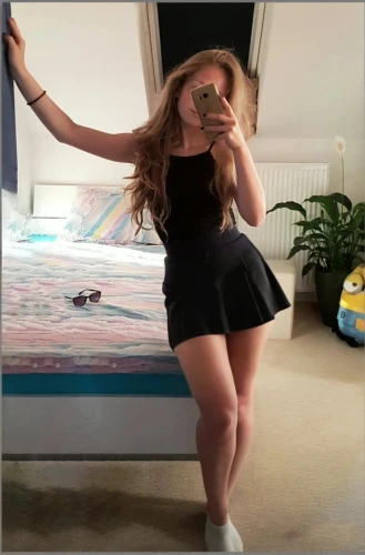 jiggle,dancing,petite,thighpaulsandra,macarena,twirling,szewczyk,miniskirt,kenzie,skorts,miniskirted,miniskirts,vid,szewczenko,baila,minidress,wiggle,kik,to dance,lilyana