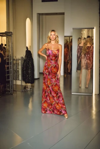 siriano,dvf,a floor-length dress,missoni,fidm,cfda,long dress,girl in a long dress from the back,vionnet,halston,etro,tahiliani,flamenco,afw,galliano,maxmara,hadise,marimekko,moschini,mannequin silhouettes,Straight hair,Youth adult,XS,Satin Slip Dress,Indoor,Fashion Show