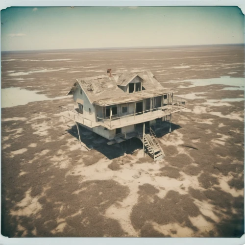 dunes house,makgadikgadi,inverted cottage,stilt house,maunsell,ferry house,homestead,model house,beach house,house with lake,crane house,minidoka,deadmarsh,deckhouse,winter house,kainai,restored home,houseboat,abernathy,lonely house,Photography,Documentary Photography,Documentary Photography 03