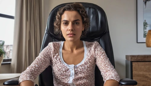 kangana,kangna,office chair,woman sitting,vidya,girl at the computer,hande,telepresence,telepsychiatry,chairwoman,derya,stressed woman,melek,girl sitting,padmasana,secretarial,videoconference,meditator,chair png,pegah,Photography,General,Realistic