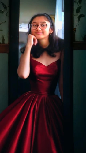 girl in red dress,in red dress,man in red dress,a girl in a dress,lady in red,red gown,quinceanera,red dress,in the mirror,girl in a long dress,looking glass,outside mirror,halloween frame,mirror,vestido,mirror frame,quinceaneras,fiordiligi,habanera,vermelho