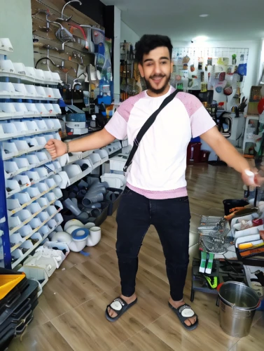 bodian,homestore,storeowner,fedco,tienda,thighpaulsandra,watercolor shops,shopkeeper,bodega,testore,stocklasa,storekeeper,geraes,store,superthrift,belkacem,storeman,sales man,grek,donator