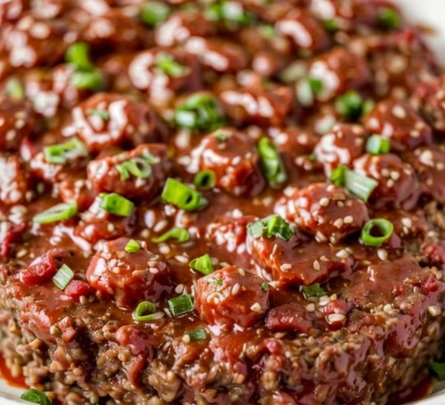 minced beef steak,tartare steak,tapenade,minced meat,ground meat,minced ' meat,ground beef,tartare,meatloaf,gochujang,meat sauce,kibbee,bulgogi,meat cake,fried beef,beef liver,blue-and-red beef tongue,fresnadillo,meatwad,sambal chilli