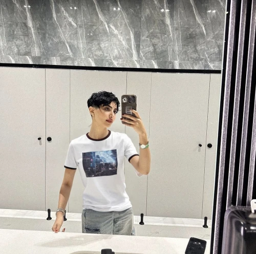 isolated t-shirt,print on t-shirt,topman,weiliang,microdot,ntuc,tshirt,vivocity,restroom,uniqlo,mediacorp,suntec,tees,t shirt,banyo,premium shirt,dressing room,dhoby,zhipeng,quiett