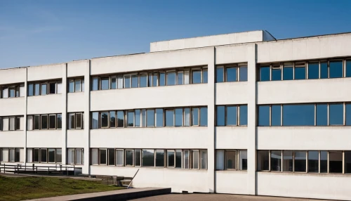 saclay,biozentrum,fachhochschule,herzogenaurach,fresenius,rodenstock,politecnico,schaeffler,danfoss,hochschule,fachhochschulen,technopark,company building,musikhochschule,bankverein,gesamtschule,headquarter,dessau,architekten,klinikum,Photography,Documentary Photography,Documentary Photography 31