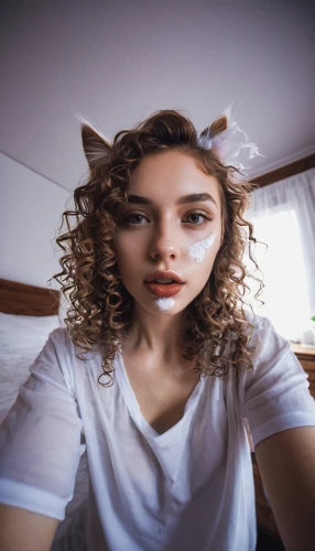 cat ears,poki,fish eye,cat look,feline,fisheye,feline look,cat head,tabby cat,kat,girl making selfie,mau,cat frame,pinhole,girl with cereal bowl,housecat,cat image,kittani,doe,poupard,Photography,Documentary Photography,Documentary Photography 14