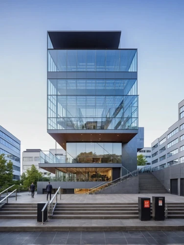 embl,bankverein,calpers,technion,esade,glass facade,epfl,headquarter,modern office,office building,medibank,glass building,phototherapeutics,genzyme,bocconi,morphosis,headquaters,gensler,bundesbank,nationalbanken,Photography,General,Realistic