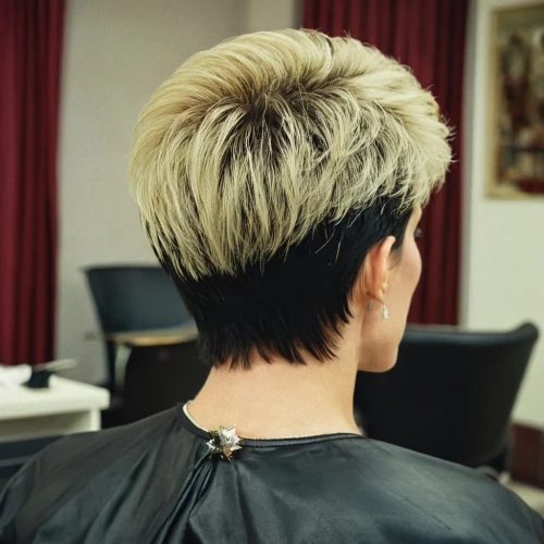 barbier,corte,mechas,short blond hair,undercut,undercuts,shorthair,restyle,sassoon,back of head,crewcut,coiffeur,goldwell,regrowth,sidecut,golden cut,tapered,shorthaired,avlon,toupees,Photography,General,Realistic