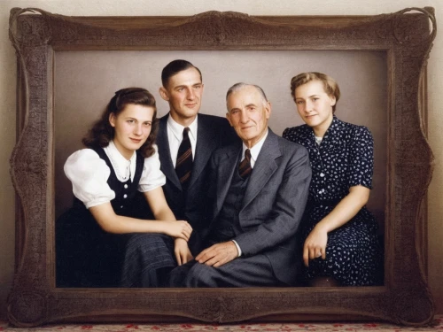 paterfamilias,kennedys,koevermans,famiglia,hutterites,familysearch,family photos,colorization,heuvelmans,mennonite,mennonites,parents with children,family pictures,rosenbergs,famiglietti,grandfathers,missionaries,family hand,mother and grandparents,color image,Illustration,Retro,Retro 02