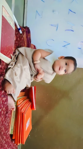 bhanwari,anganwadi,little girl reading,bhanja,bihu,maungdaw,bhante,biswajit,adhikari,gaibandha,unfpa,palaung,rukhsana,nazmul,darjah,monywa,sitakunda,maungtaw,chettri,medair