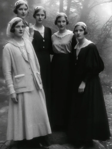 foundresses,deaconesses,edwardians,twenties women,foremothers,minutewomen,countesses,maidservants,negligees,reynolda,canonesses,alumnae,genealogists,handmaidens,nuns,irishwomen,suffragists,matriarchs,ursulines,priestesses,Photography,Black and white photography,Black and White Photography 13