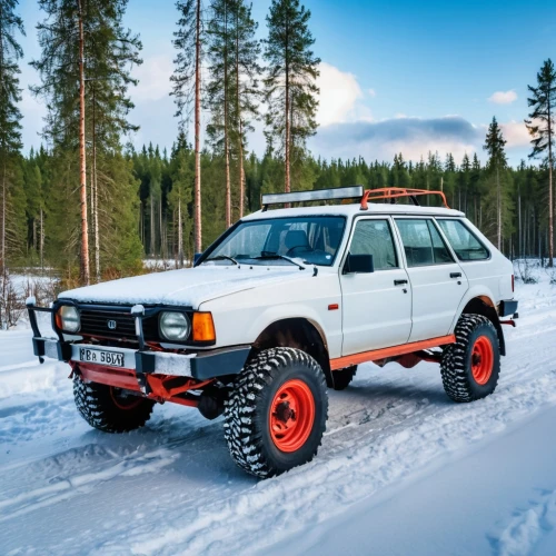 four wheel drive,4 wheel drive,4x4 car,overlander,offroad,bfgoodrich,lada,4 runner,off road toy,jimny,landcruiser,off-road car,xj,whitewall tires,xterra,overlanders,off road,off-road outlaw,alpine style,off road vehicle,Photography,General,Realistic