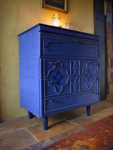 chimneypiece,chest of drawers,credenza,inglenook,sideboards,sideboard,antique sideboard,tin stove,biedermeier,wood stove,baby changing chest of drawers,woodstove,fireplace,stove,steamer trunk,tv cabinet,fireplaces,cabinet,gas stove,fire place