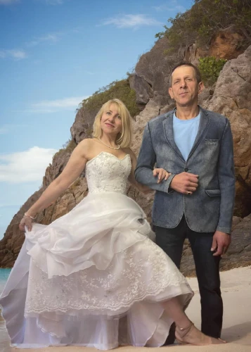 wedding photo,pre-wedding photo shoot,edelsten,just married,wedding icons,married,to marry,bridezillas,wedding photography,eloped,newlywed,wedding couple,bride and groom,newlyweds,matrimonio,man and wife,wife and husband,kleinfeld,husband and wife,mr and mrs
