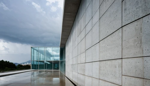 glass facade,snohetta,glass wall,structural glass,water wall,kimbell,glass facades,chipperfield,zumthor,siza,salk,tugendhat,exposed concrete,bunshaft,glass panes,chancellery,electrochromic,nationalgalerie,glass pane,associati,Photography,General,Realistic