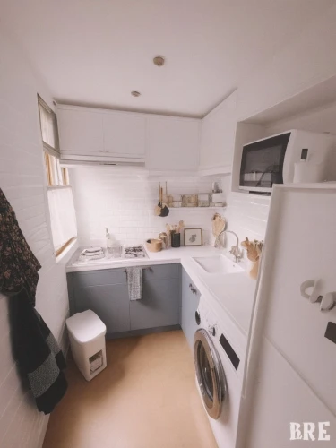 kitchenette,inverted cottage,kitchen interior,shelterbox,shared apartment,appartement,electrohome,luxury bathroom,apartment,ensuite,kitchen,cube house,roominess,roomiest,roomette,3d rendering,japanese-style room,ufo interior,travel trailer,big kitchen,Photography,Documentary Photography,Documentary Photography 18