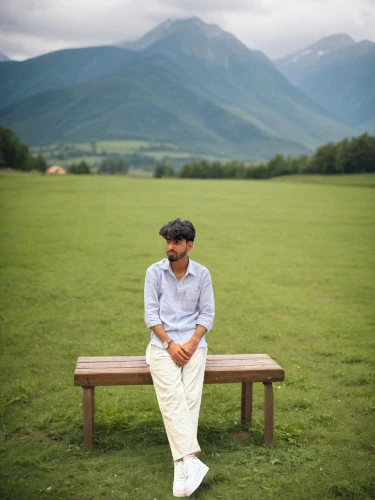 irrfan,mohamedou,kiarostami,kureishi,apichatpong,sangakkara,roedelius,harbhajan,krishnamurti,dravid,rahman,man on a bench,taghmaoui,naipaul,kyrgystan,anirudh,araullo,taika,heart tea plantation,pharrell