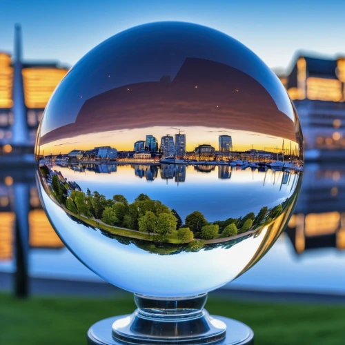 crystal ball-photography,glass sphere,lensball,glass ball,crystal ball,spherical image,glass orb,lens reflection,crystalball,waterglobe,little planet,christmas globe,terrestrial globe,epcot ball,globe,orb,globes,earth in focus,mirror ball,360 ° panorama,Photography,General,Realistic