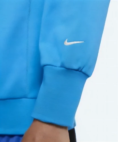 nike,sportswear,tracksuit,a uniform,product photos,polo shirt,sports uniform,windbreaker,high-visibility clothing,pocket flap,coat color,long-sleeve,polar fleece,banner,uniforms,raf,pin-back button,wall,light blue,garment