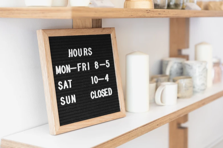 a table displaying a few hours, hours, and hour signs