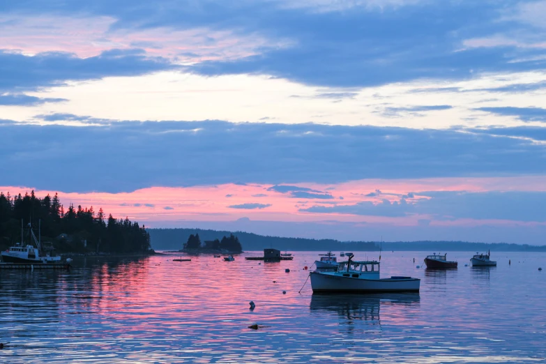 there are many boats out on the ocean