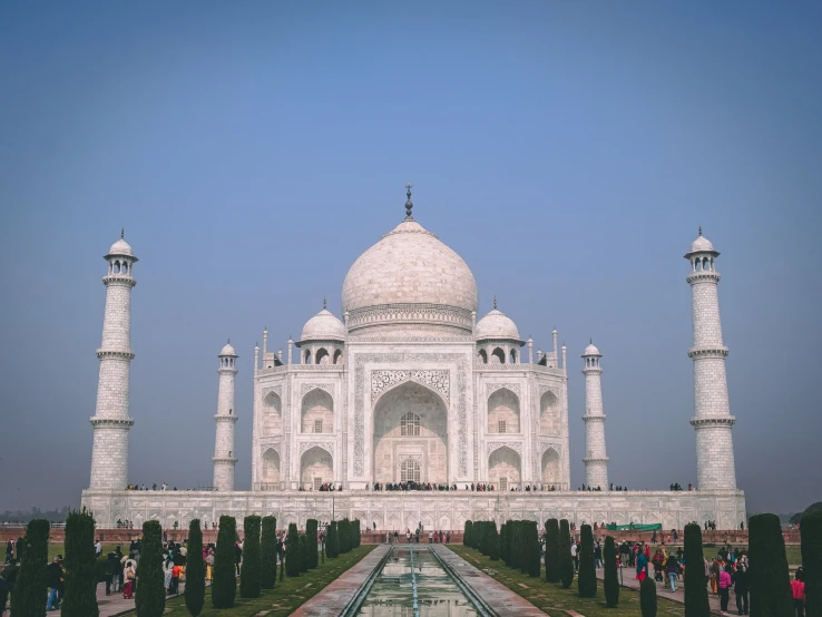 this is a beautiful taj with many pillars and arches on it