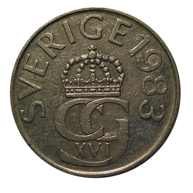 the coin features an emblem with a crown on it