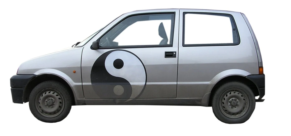 a car with the design of a ying - chid