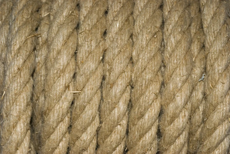 there is a rope with many strands of yarn