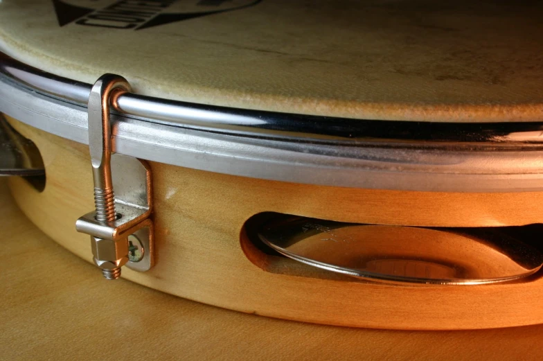 a musical instrument sits on top of a table