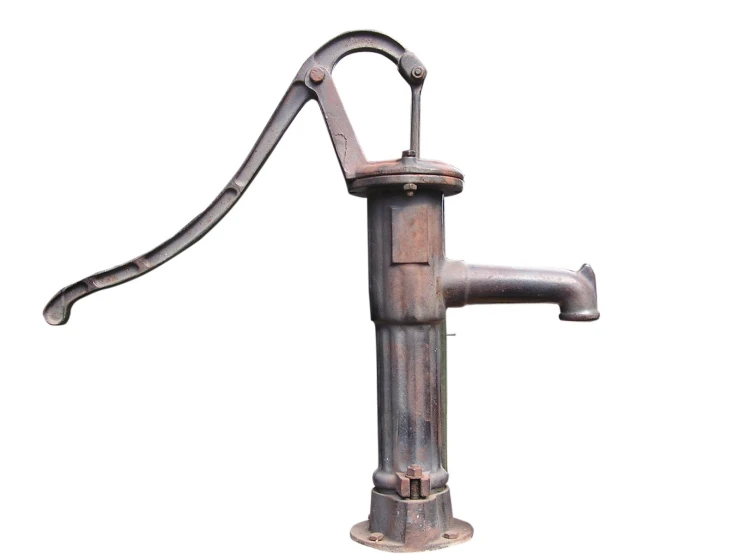 a spigot that is on top of a metal pole