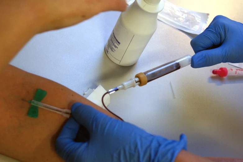 someone has applied an amp to needle the needle was inserted to the tube