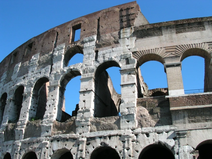 a po of a roman colle with the sky