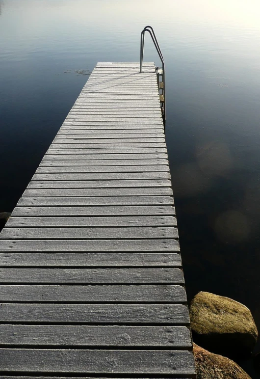 the water is still clear but its calm