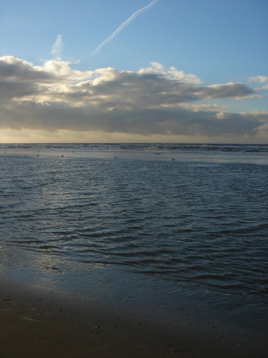 a picture of the water from across the beach