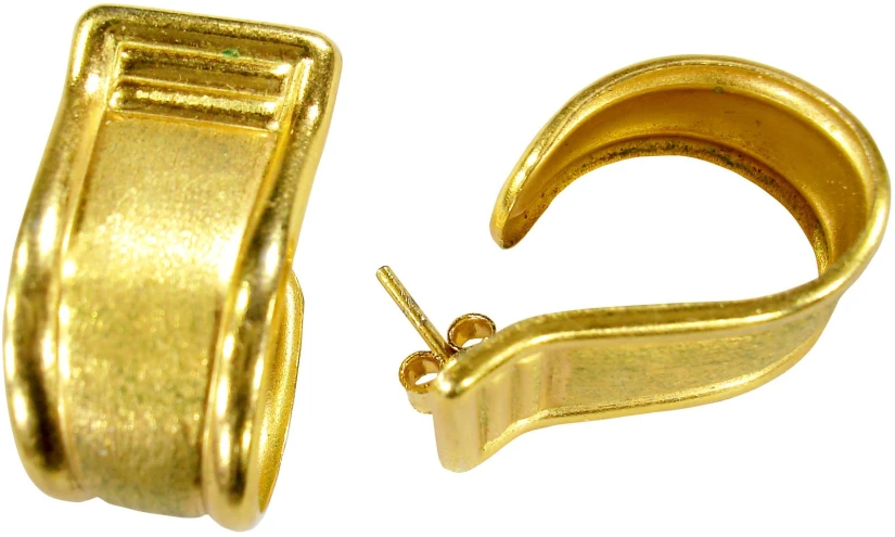a pair of yellow gold toned earrings