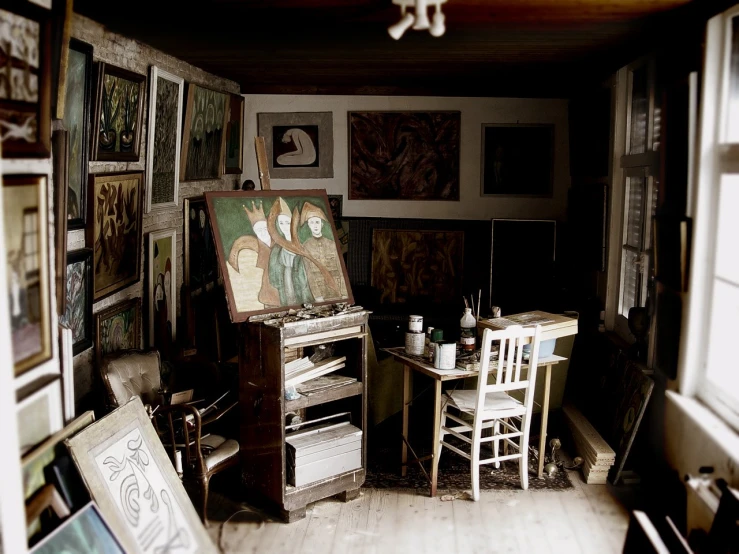 this is a po of the inside of an artist's studio